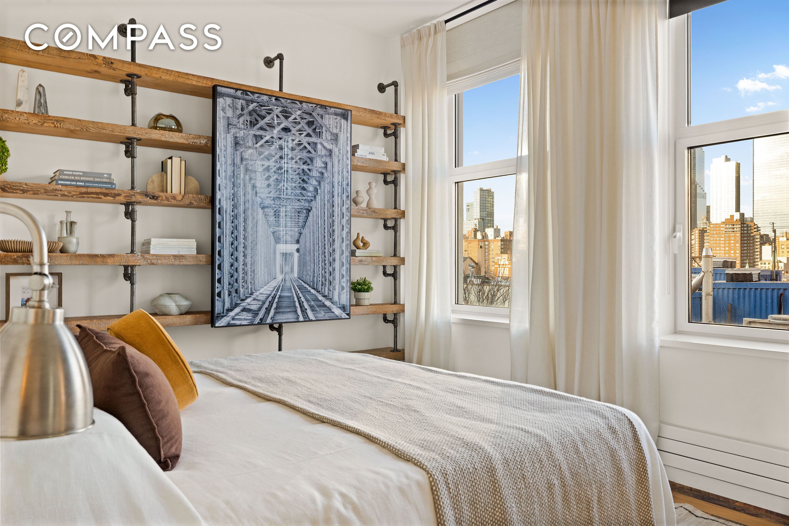 #10 photo, 257 W 17th Street, מנהטן Chelsea , NY 10011