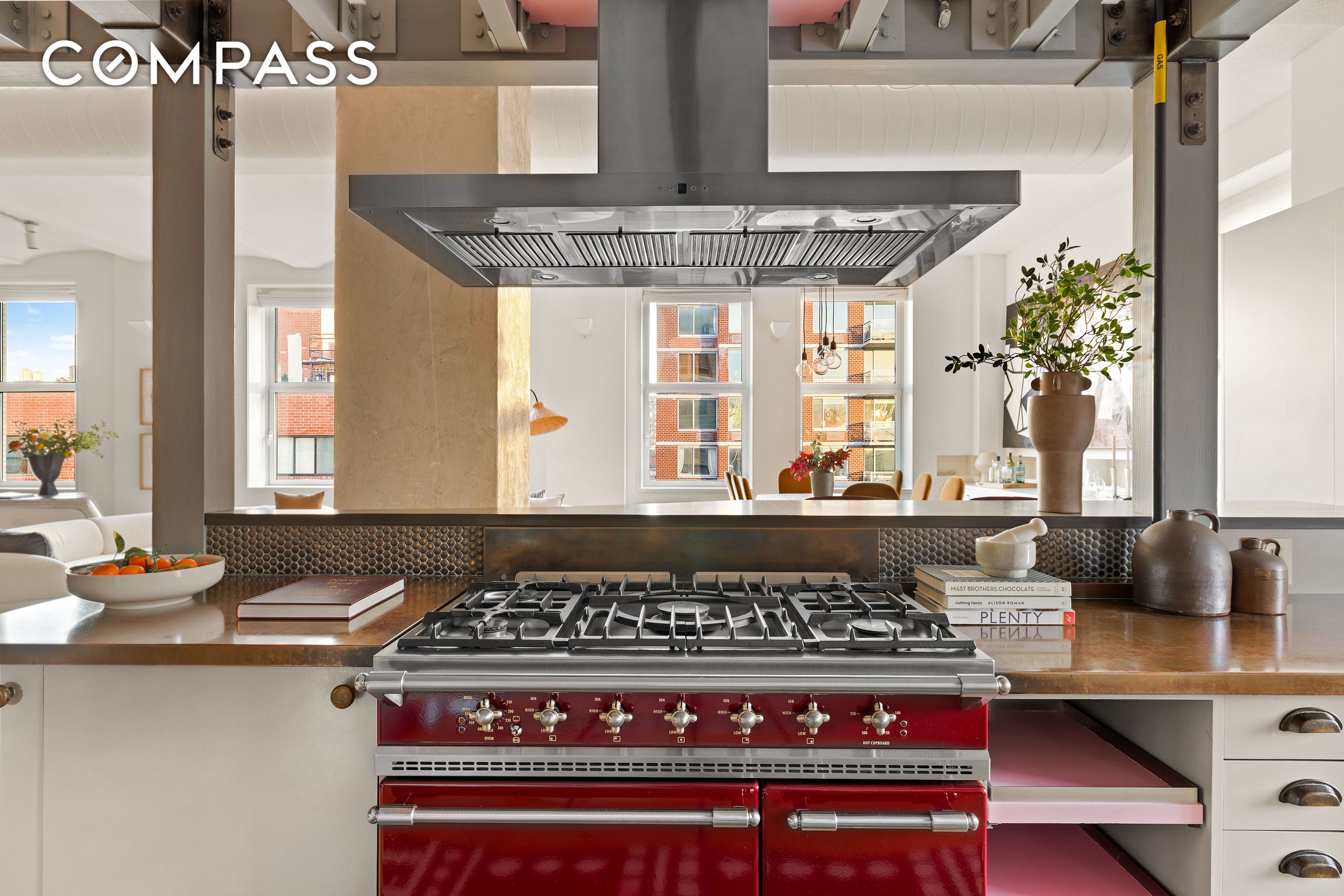 #8 photo, 257 W 17th Street, מנהטן Chelsea , NY 10011