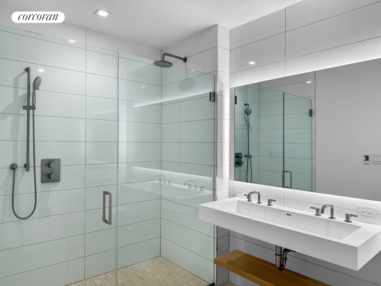 #10 photo, Brooklyn, DUMBO , NY 11201