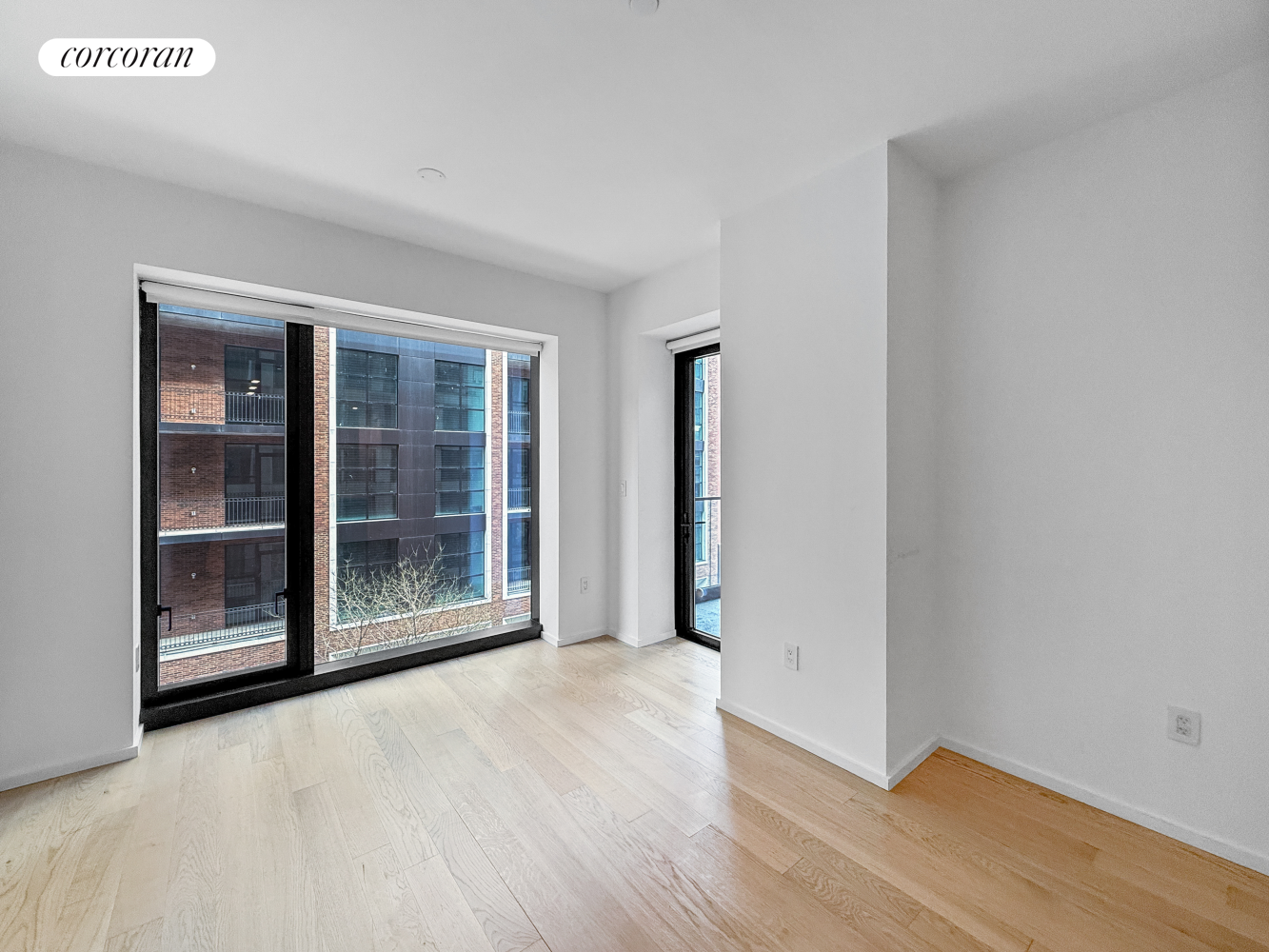 #4 photo, Brooklyn, DUMBO , NY 11201