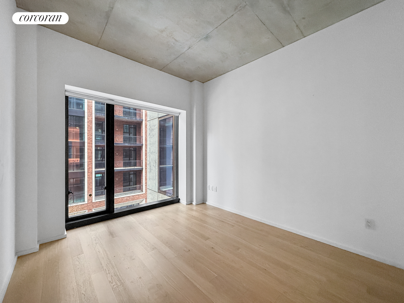 #8 photo, Brooklyn, DUMBO , NY 11201