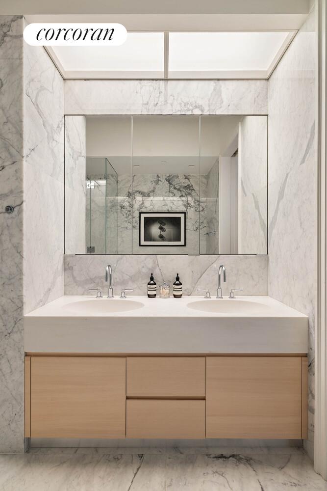 #15 photo, 432 PARK Avenue, Midtown East , NY 10022