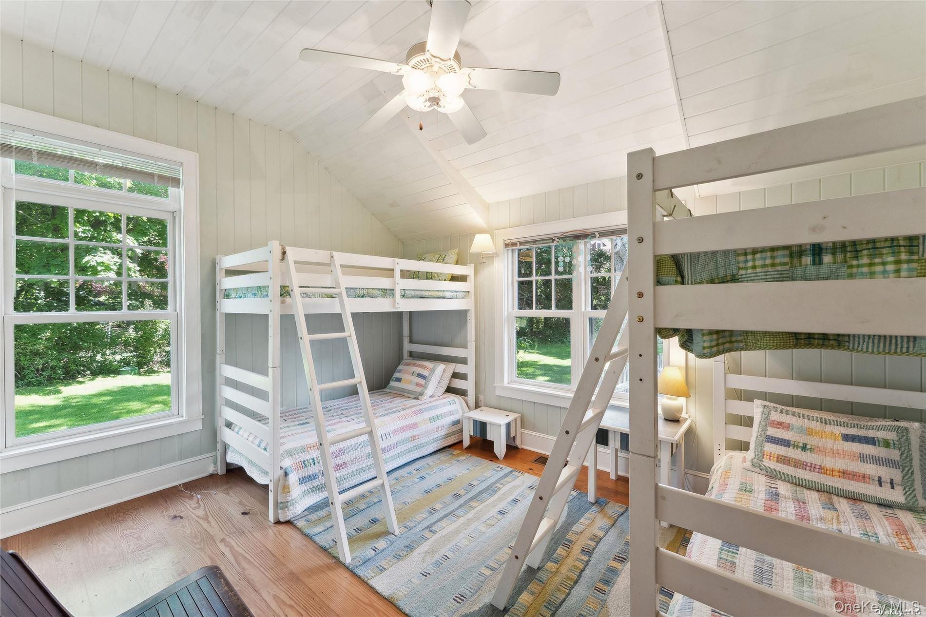 #17 photo, 695 Main Street, Westhampton Beach , NY 11978