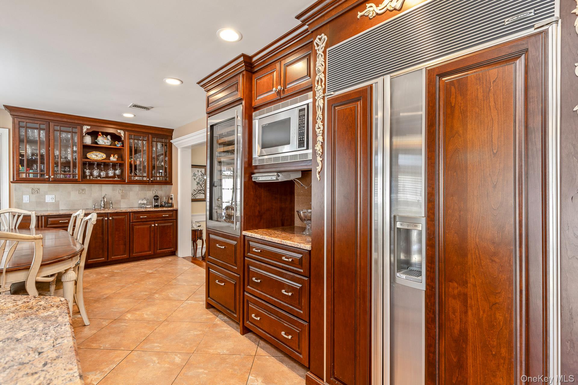 #13 photo, 110 Thornwood Road, Massapequa Park , NY 11762