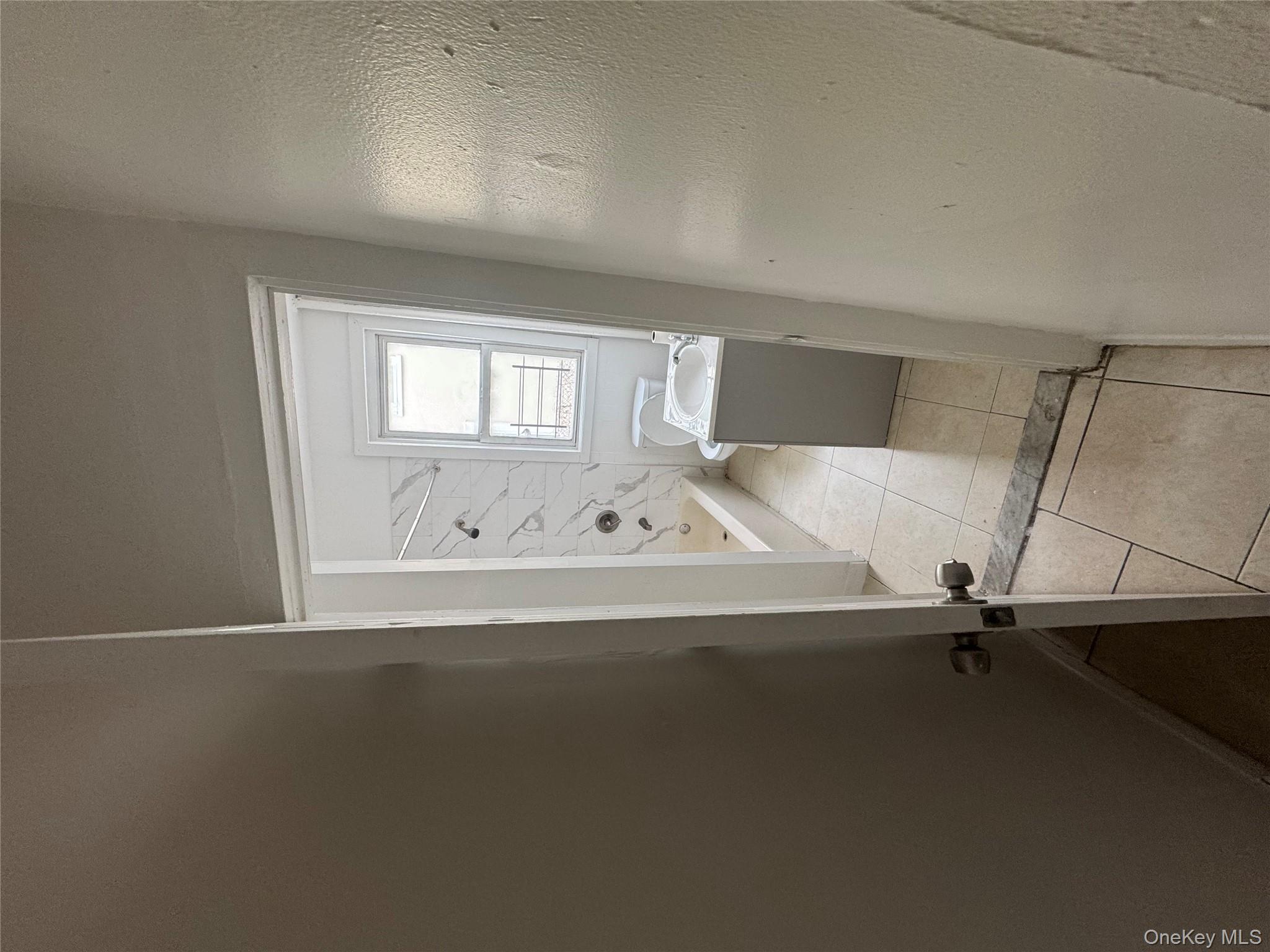 #6 photo, 238 S 3rd Avenue, Mount Vernon , NY 10550