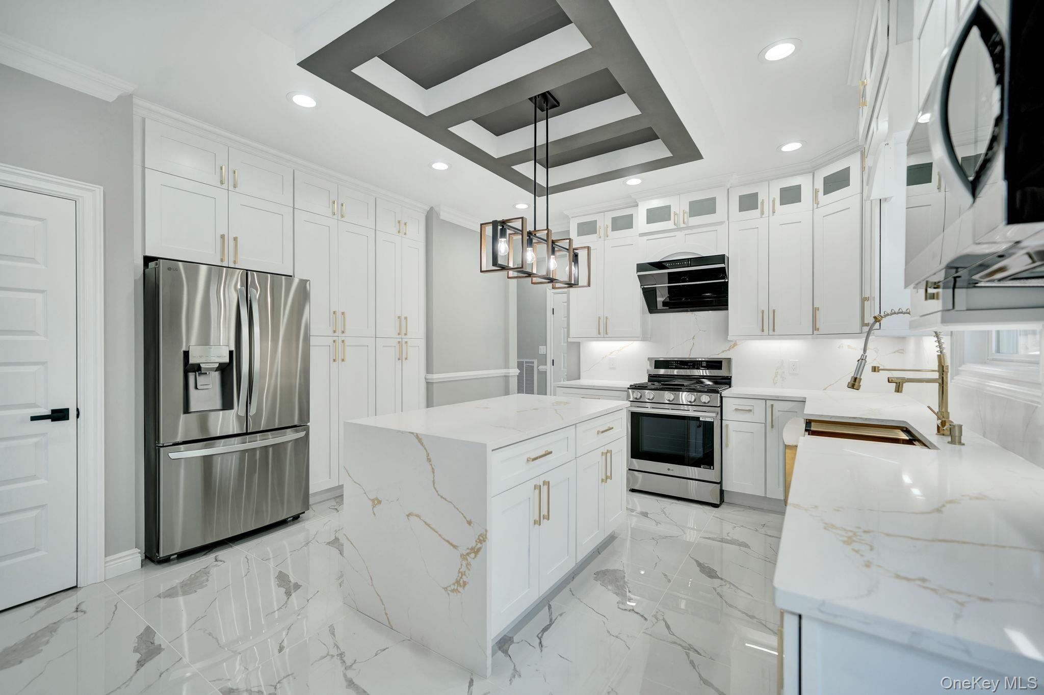 #14 photo, 2105 Hoffman Avenue, Нассау ‖ Elmont , NY 11003