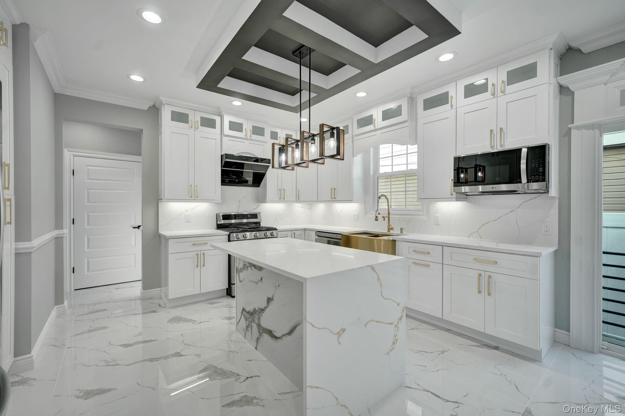 #15 photo, 2105 Hoffman Avenue, Нассау ‖ Elmont , NY 11003