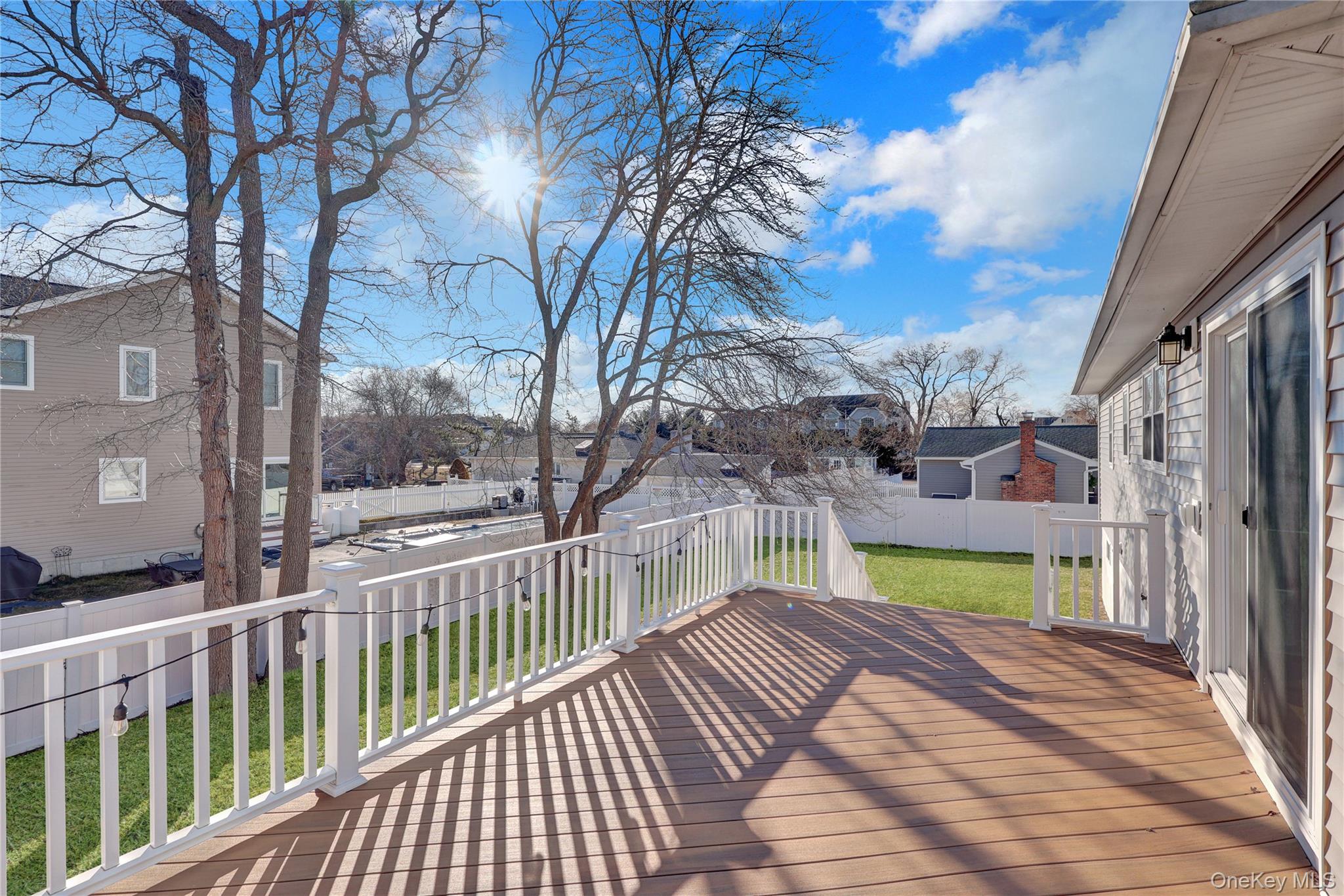 #12 photo, 39 Roosevelt Boulevard, 东长岛 East Patchogue , NY 11772