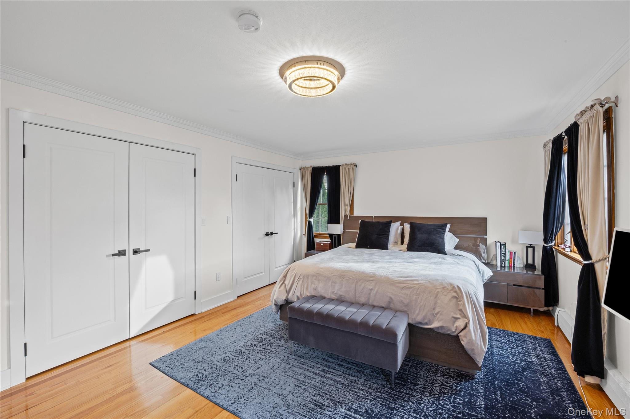 #14 photo, 8 Willow Road, New Hyde Park , NY 11040