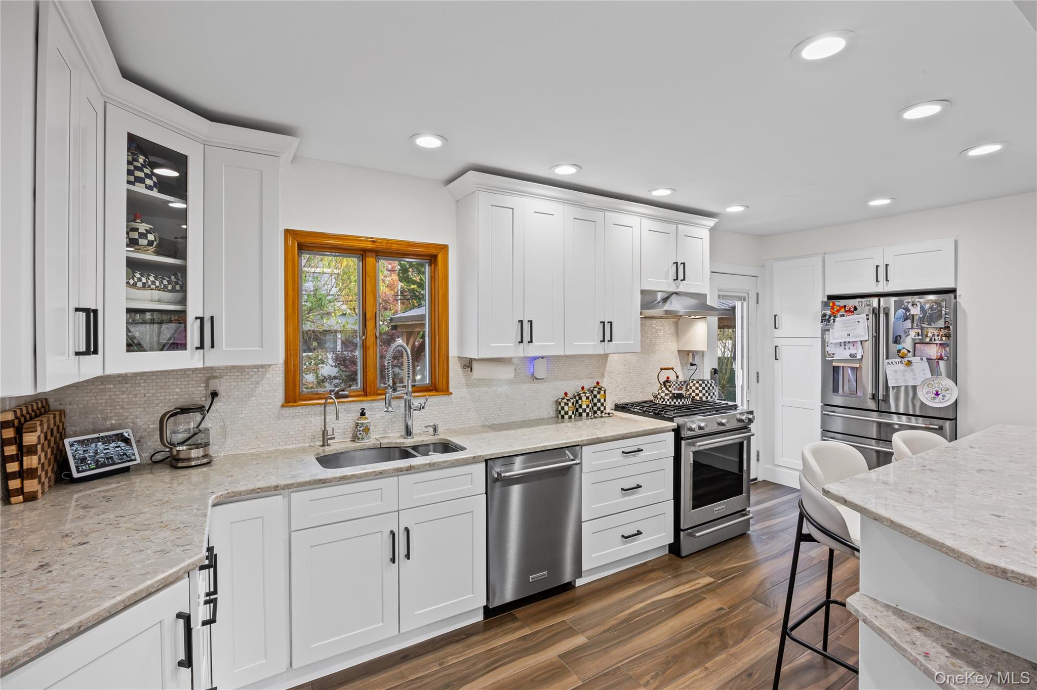 #7 photo, 8 Willow Road, New Hyde Park , NY 11040