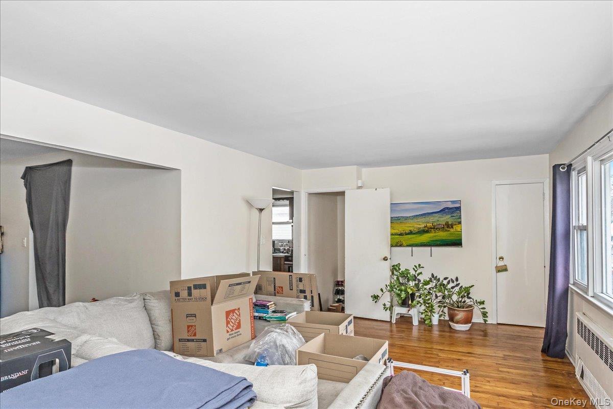 #11 photo, 24 Harrison Avenue, ناسو Hempstead , NY 11550