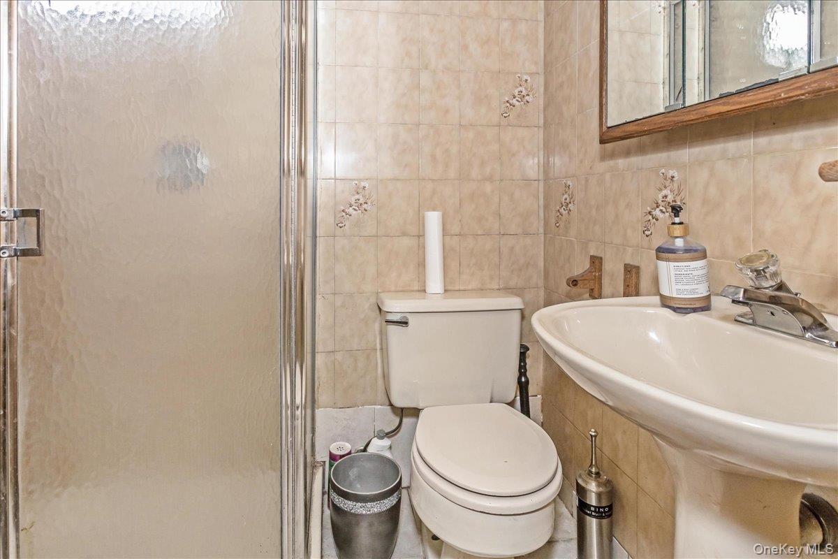 #18 photo, 24 Harrison Avenue, ناسو Hempstead , NY 11550