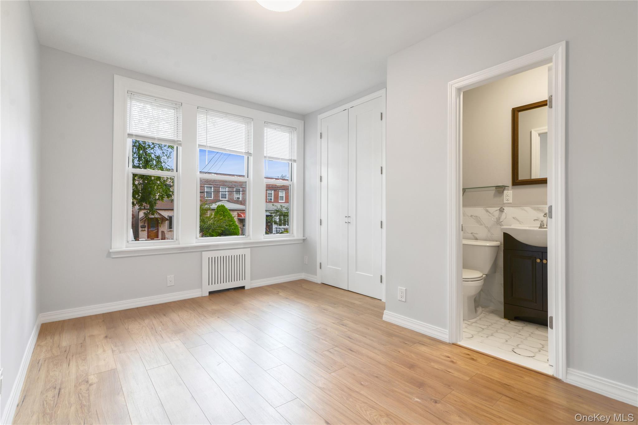 #14 photo, 2169 45th Street, Куинс ‖ Astoria , NY 11105