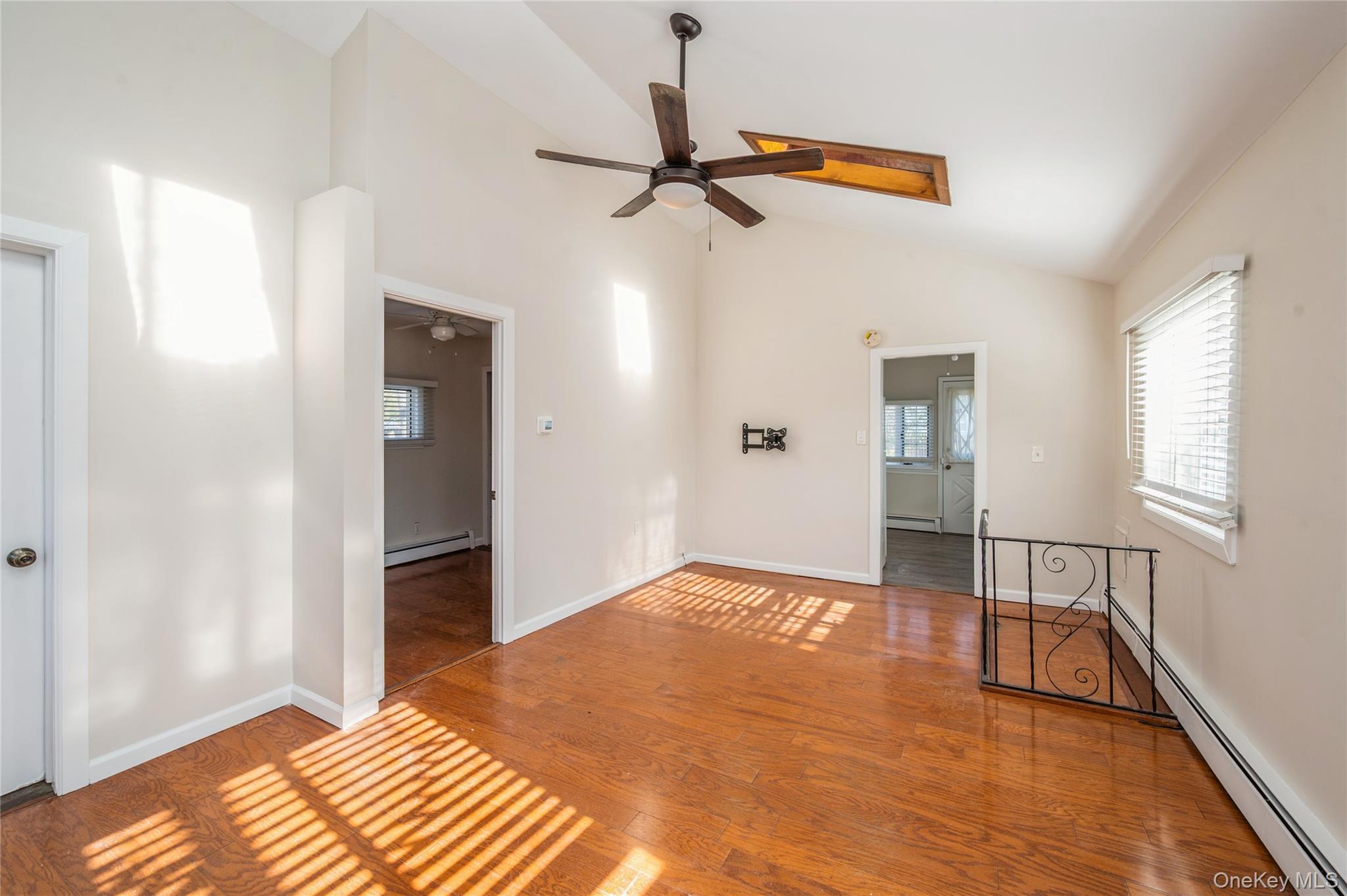 #4 photo, 123 Lynbrook Drive, 東長島 Mastic Beach , NY 11951