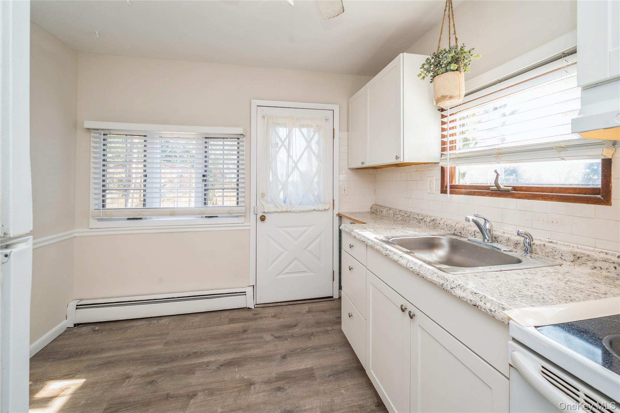 #8 photo, 123 Lynbrook Drive, 東長島 Mastic Beach , NY 11951