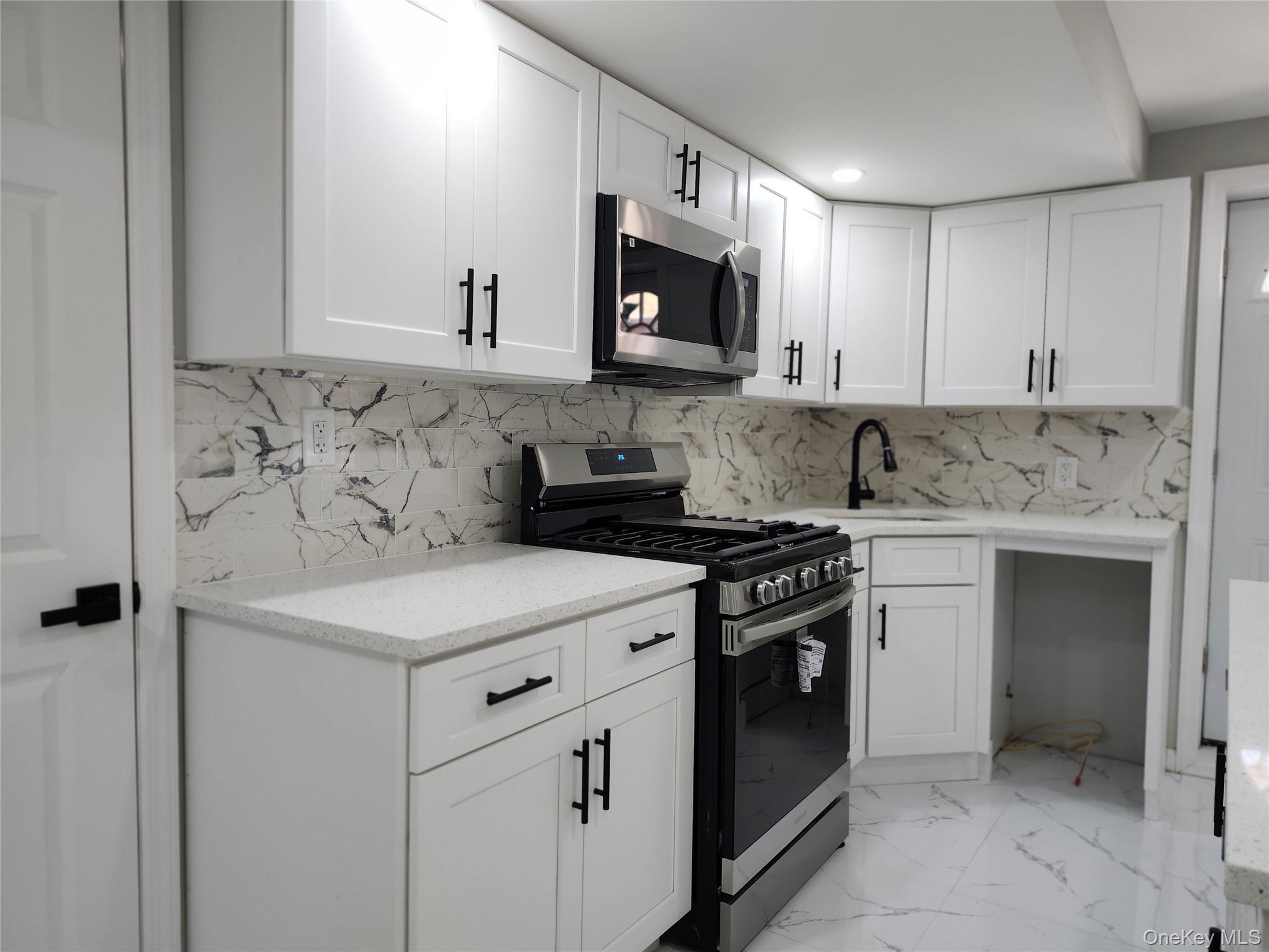 #13 photo, 13316 Centreville Street, 뉴욕퀸즈 Ozone Park , NY 11417