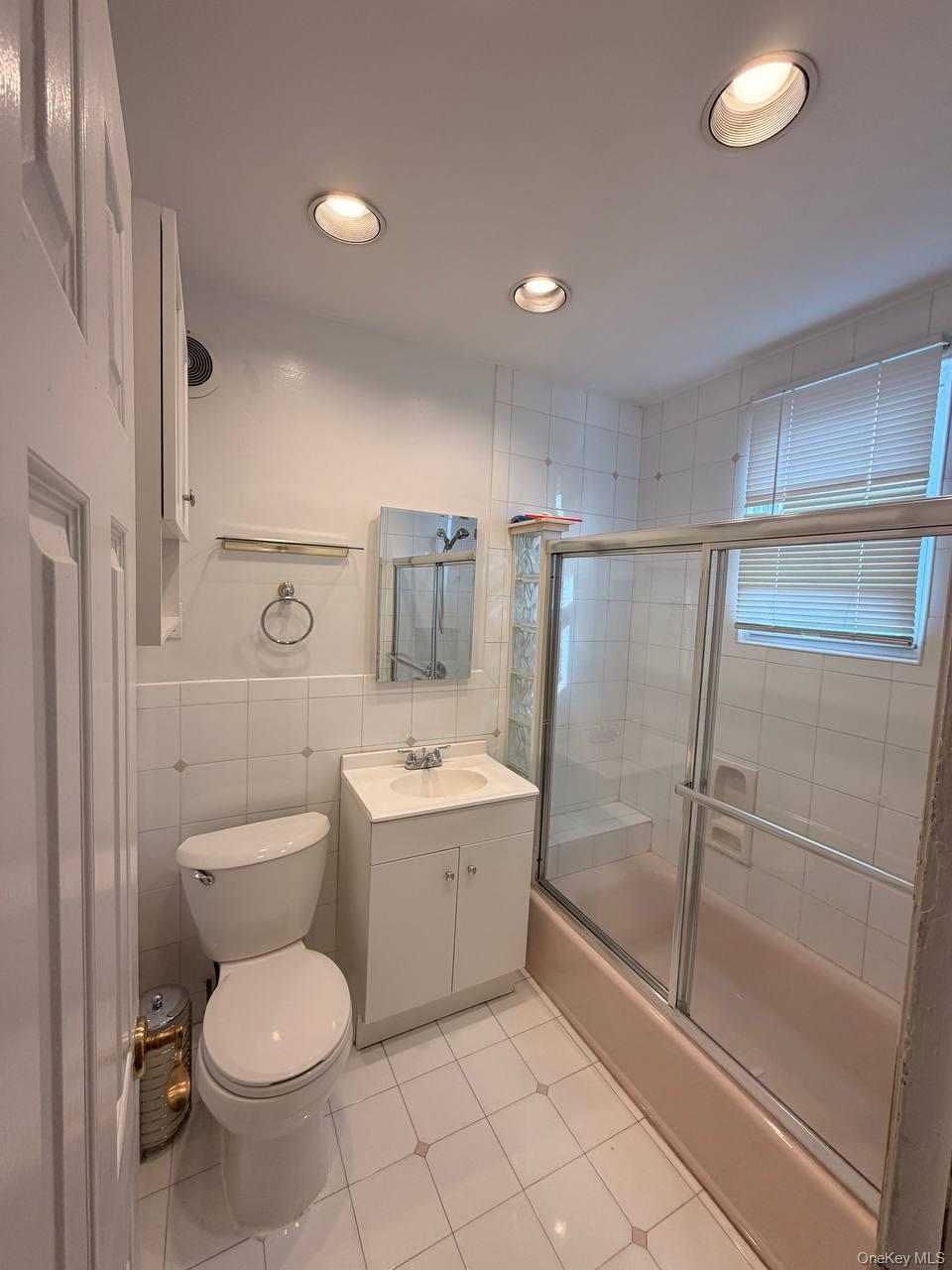 #7 photo, 462 Franklin Boulevard, Long Beach , NY 11561