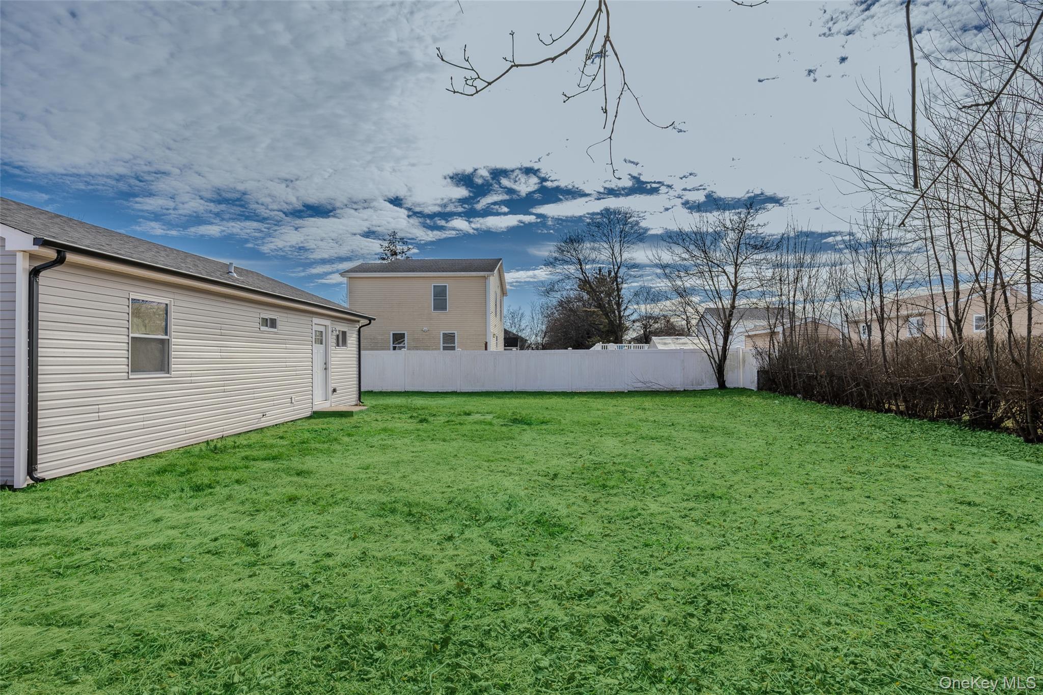 #18 photo, 818 Meade Avenue, Bellport , NY 11713