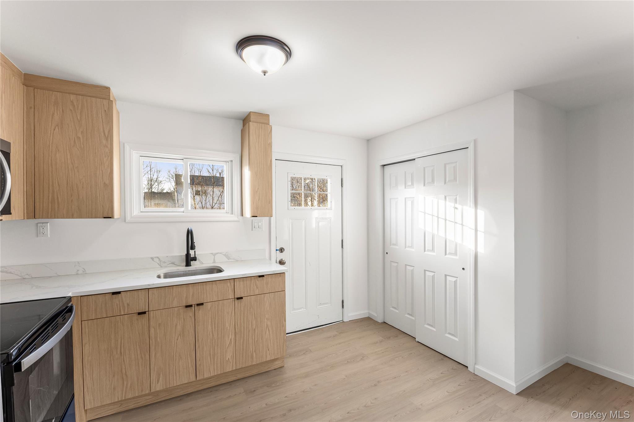 #5 photo, 818 Meade Avenue, Bellport , NY 11713