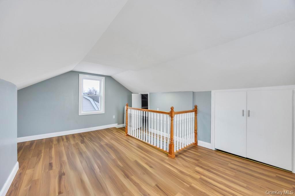 #19 photo, 17 Sapir Street, नासाउ काउंटी Valley Stream , NY 11580