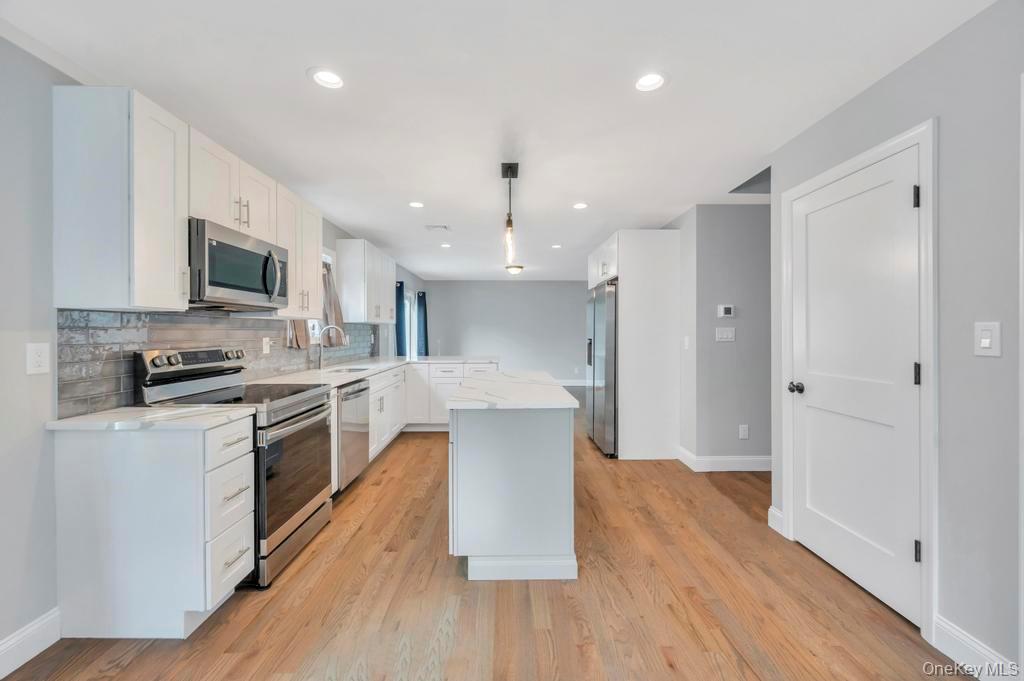 #7 photo, 42 Volta Drive, Deer Park , NY 11729