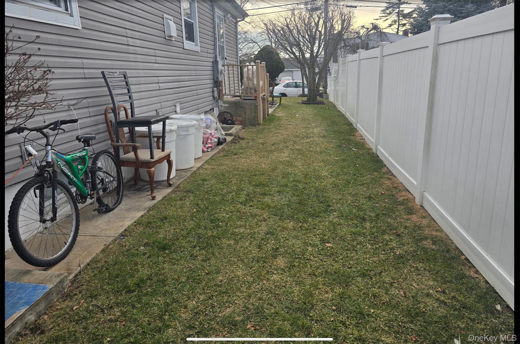 #3 photo, 5 Campion Street, Brentwood , NY 11717