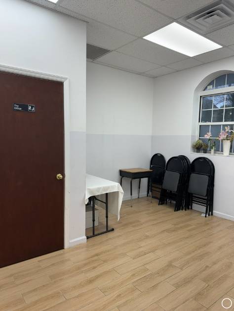 #13 photo, 47-33 Little Neck Pkwy Community Facility House of Worship, Куинс ‖ Little Neck , NY 11362