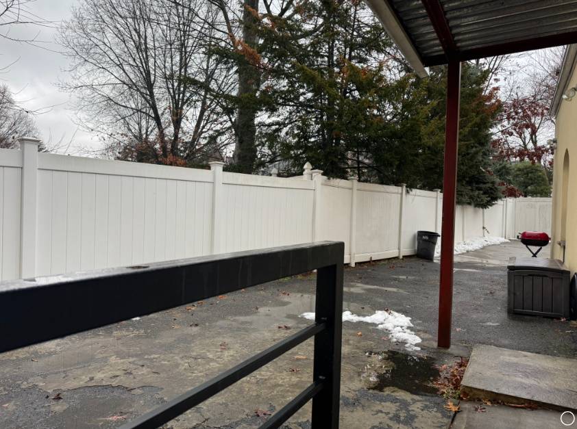 #4 photo, 47-33 Little Neck Pkwy Community Facility House of Worship, Куинс ‖ Little Neck , NY 11362