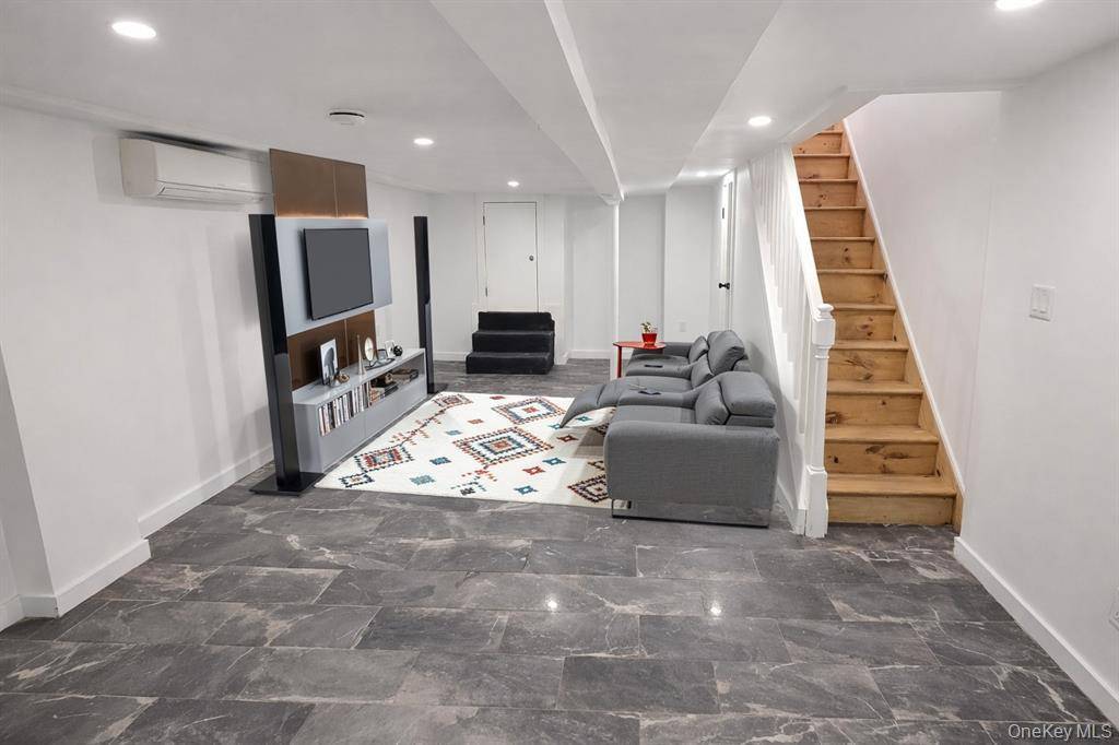 #8 photo, 32  Radde Place, Бруклин ‖ Ocean Hill , NY 11233