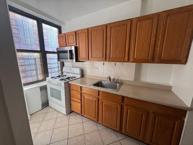 #23 photo, 3017 Riverdale Avenue, #1F, Spuyten Duyvil , NY 10463