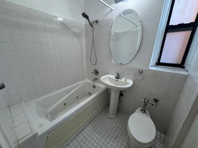 #9 photo, 3017 Riverdale Avenue, #1F, Spuyten Duyvil , NY 10463