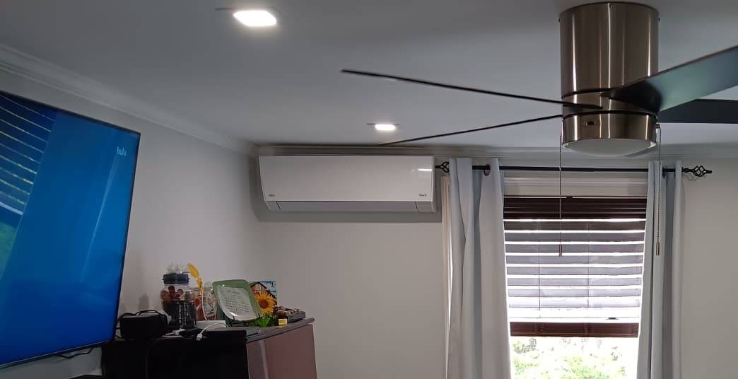 #8 photo, 9811 Seaview Avenue, הברונקס Canarsie , NY 11236