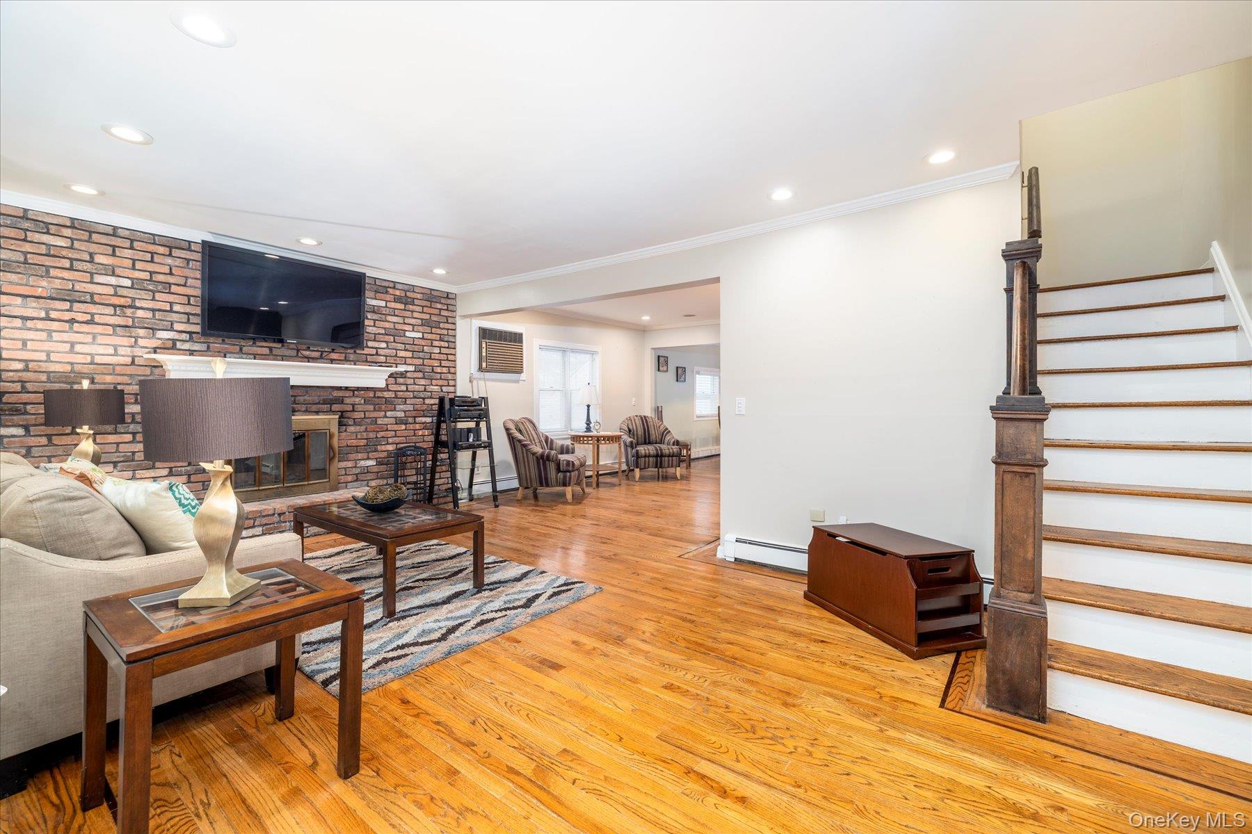 #6 photo, 125 Wilson Street, Нассау ‖ East Rockaway , NY 11518