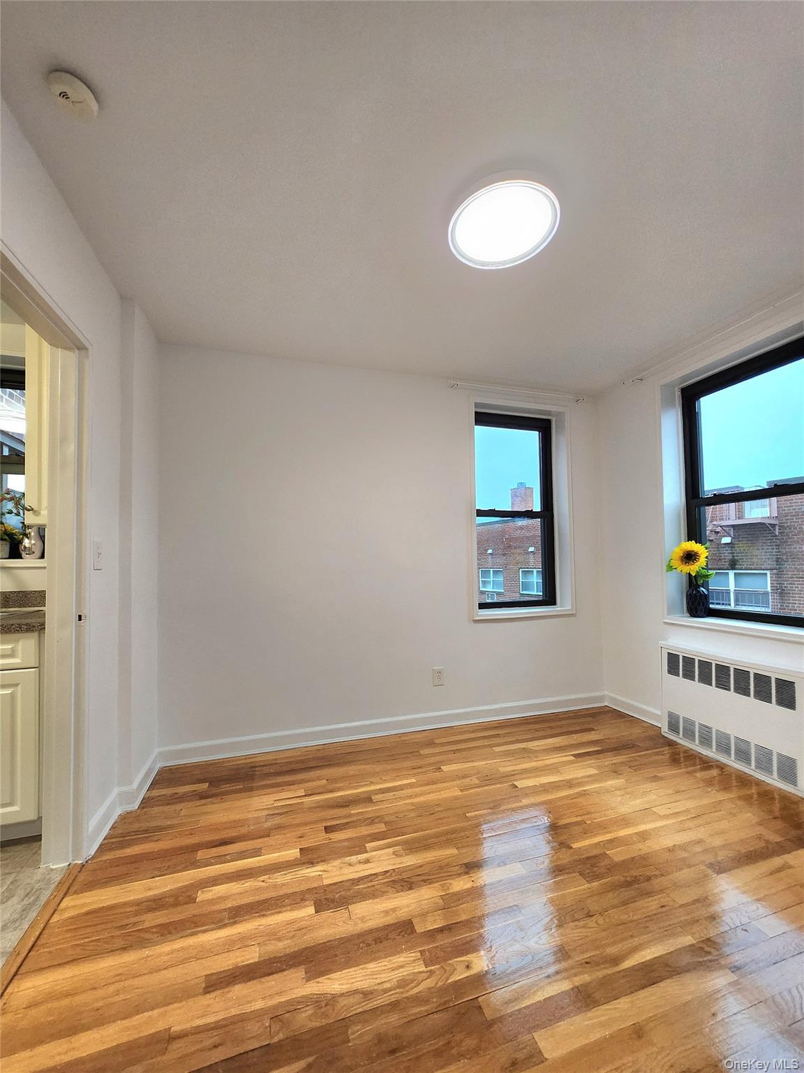 #16 photo, 11 Wooleys Lane, Нассау ‖ Hempstead , NY 11023