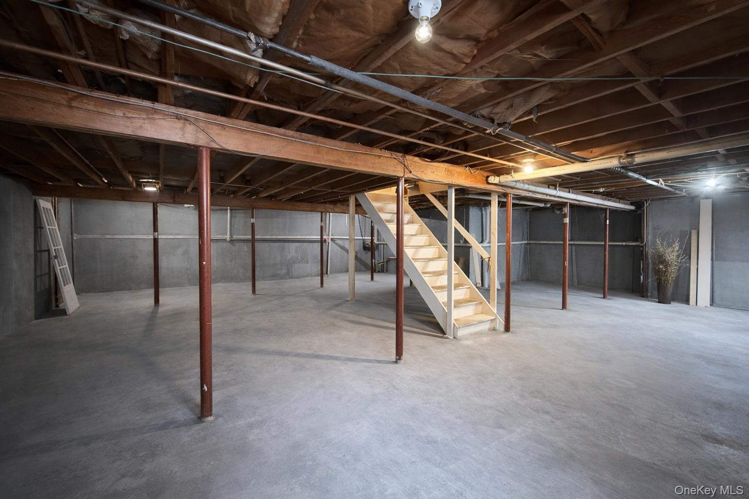 #18 photo, 4 Manor Hills Drive, サフォーク郡 Manorville , NY 11949