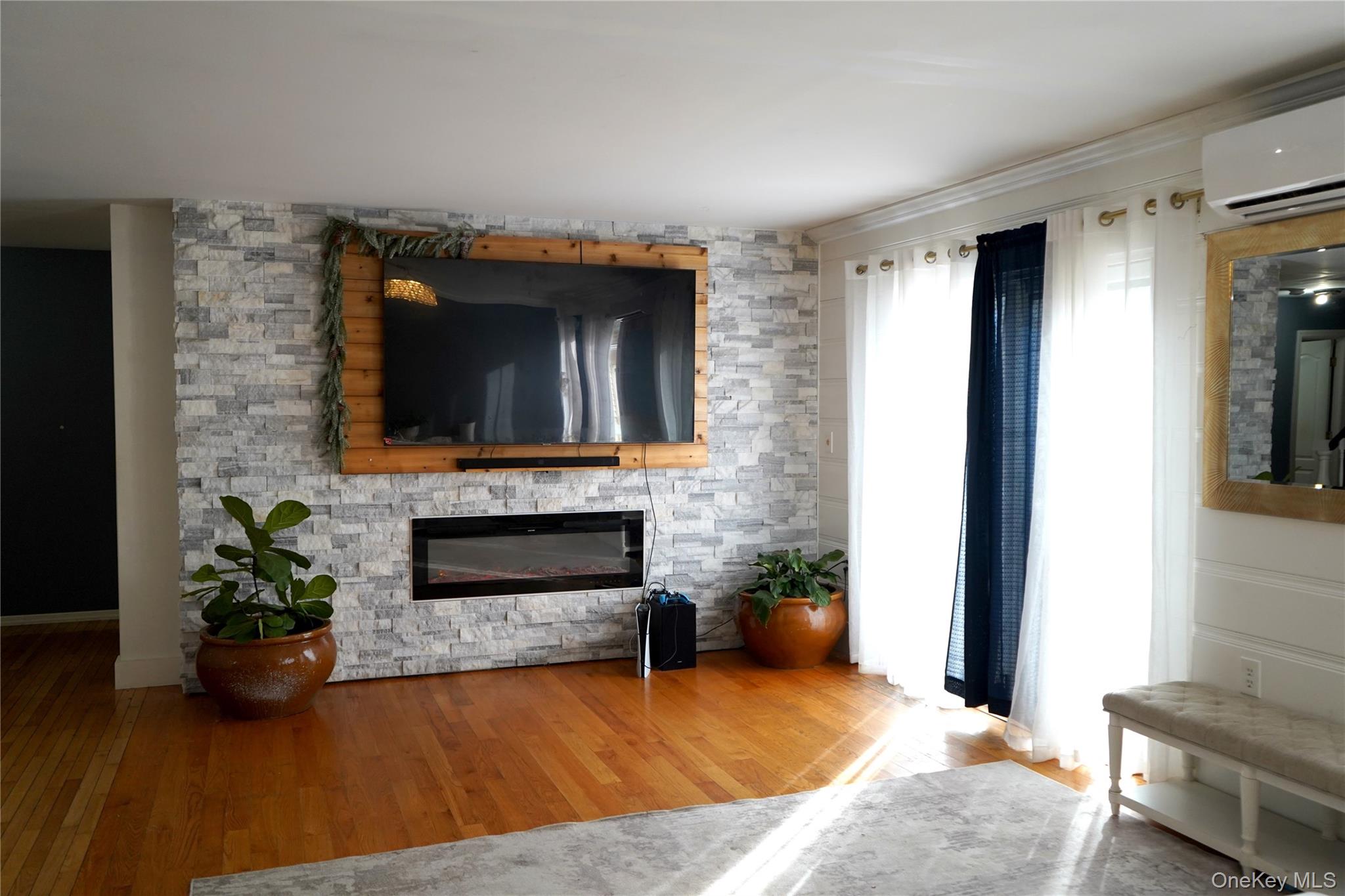 #3 photo, 4 Manor Hills Drive, Manorville , NY 11949