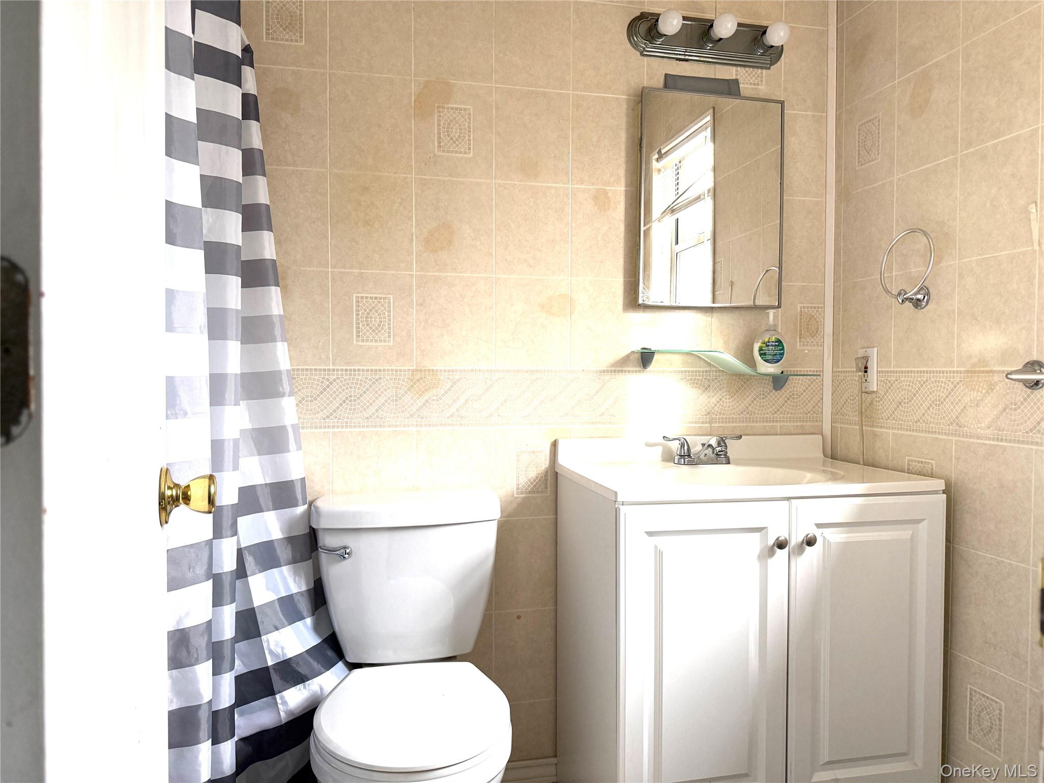 #7 photo, 4 Manor Hills Drive, Manorville , NY 11949