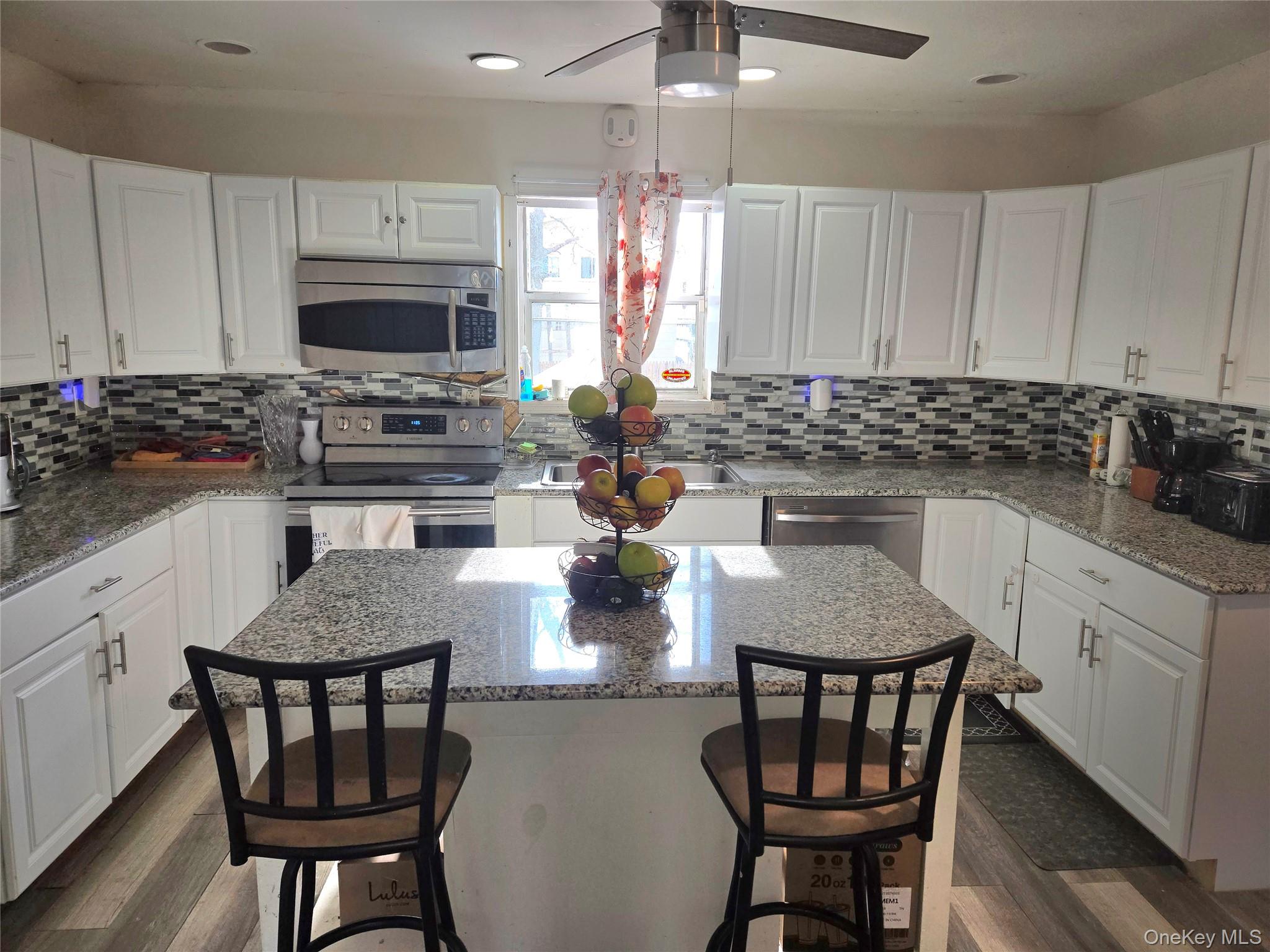 #10 photo, 70 Breston Drive, सफ़ोक काउंटी Shirley , NY 11967