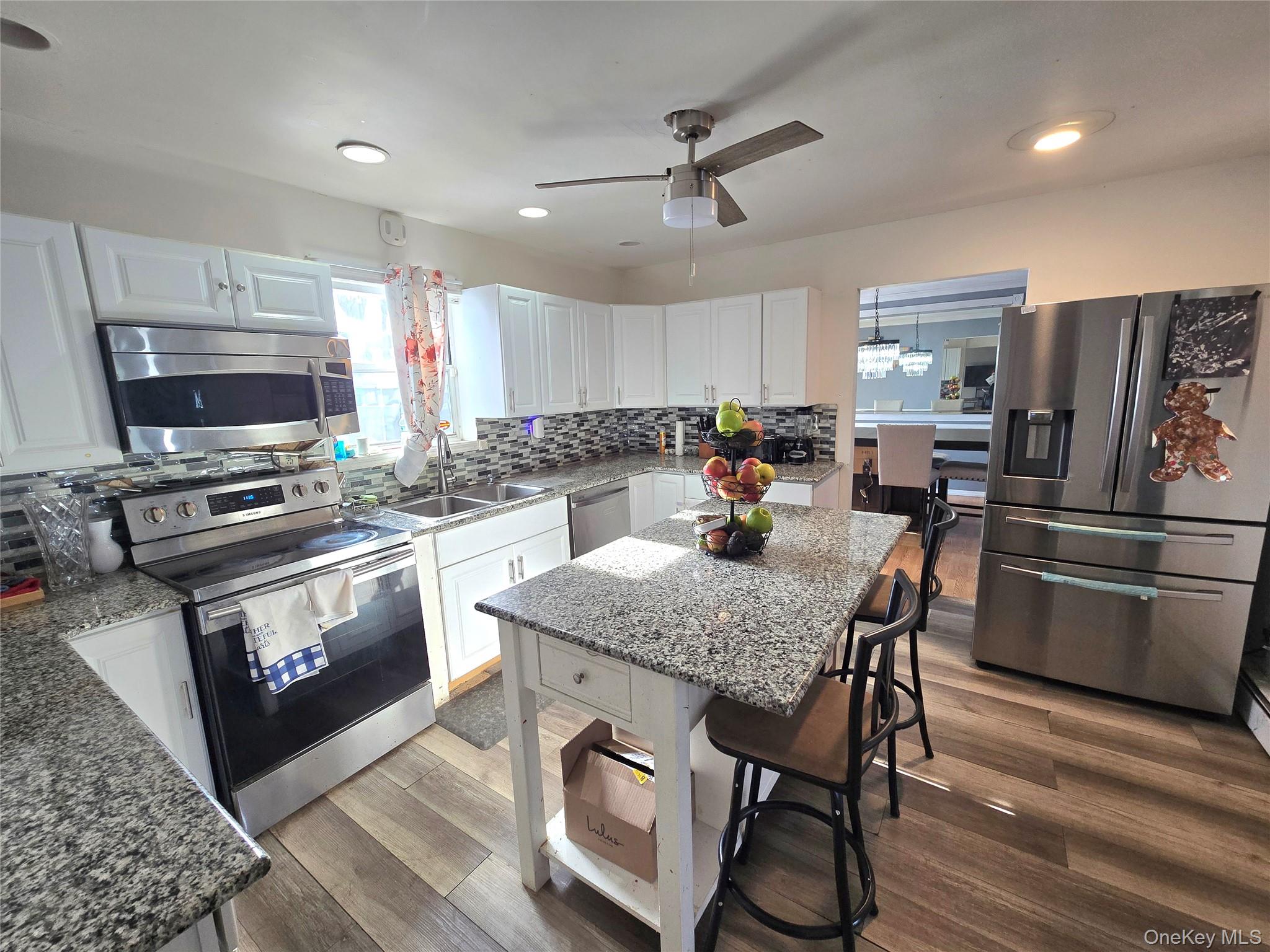 #11 photo, 70 Breston Drive, सफ़ोक काउंटी Shirley , NY 11967