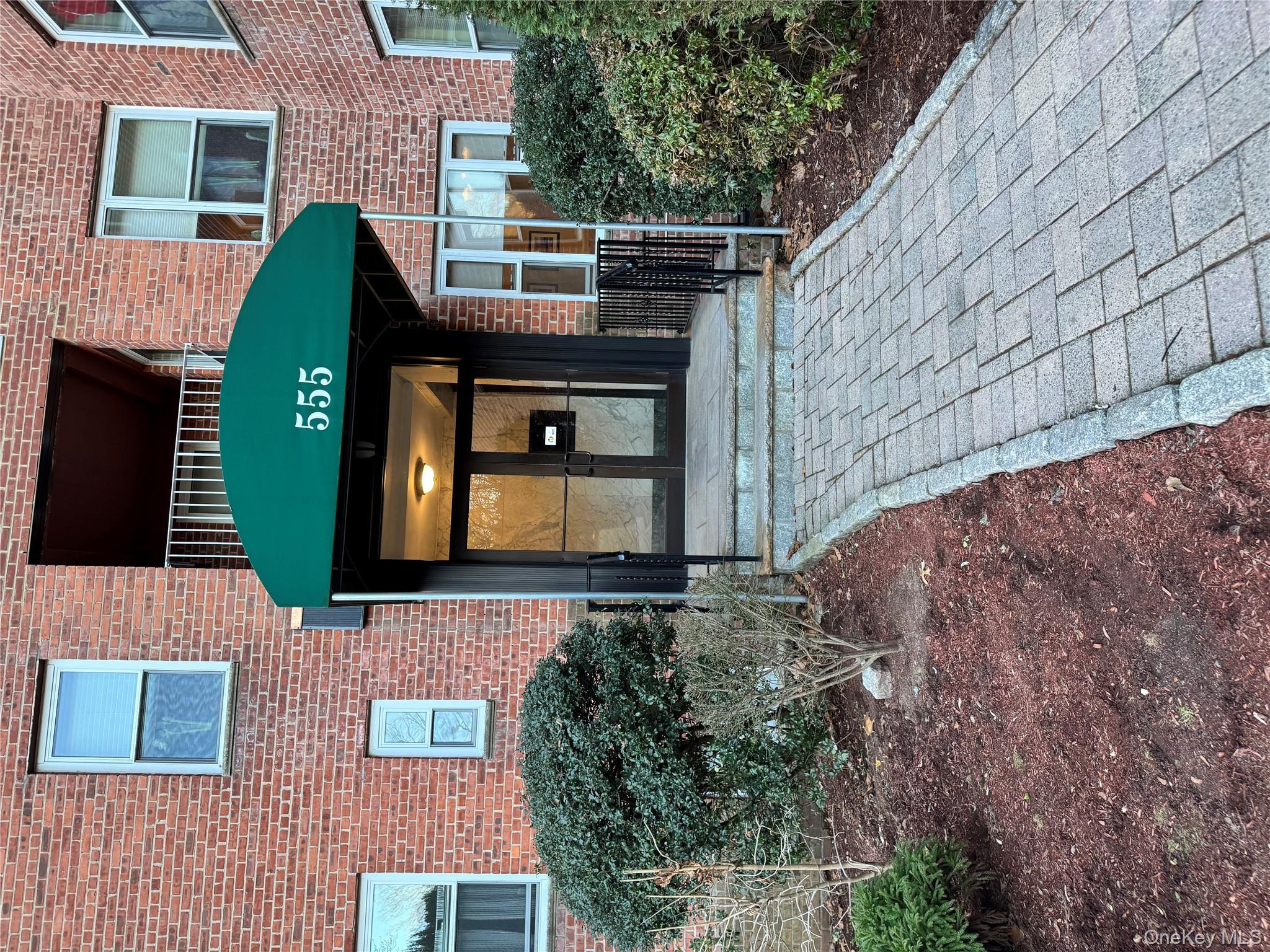 #1 photo, 555 Broadway, 纽约州 Hastings-on-Hudson , NY 10706