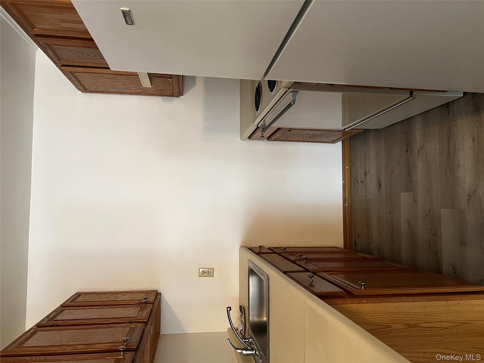 #8 photo, Hyde Park, 뉴욕주 Hyde Park , NY 12538