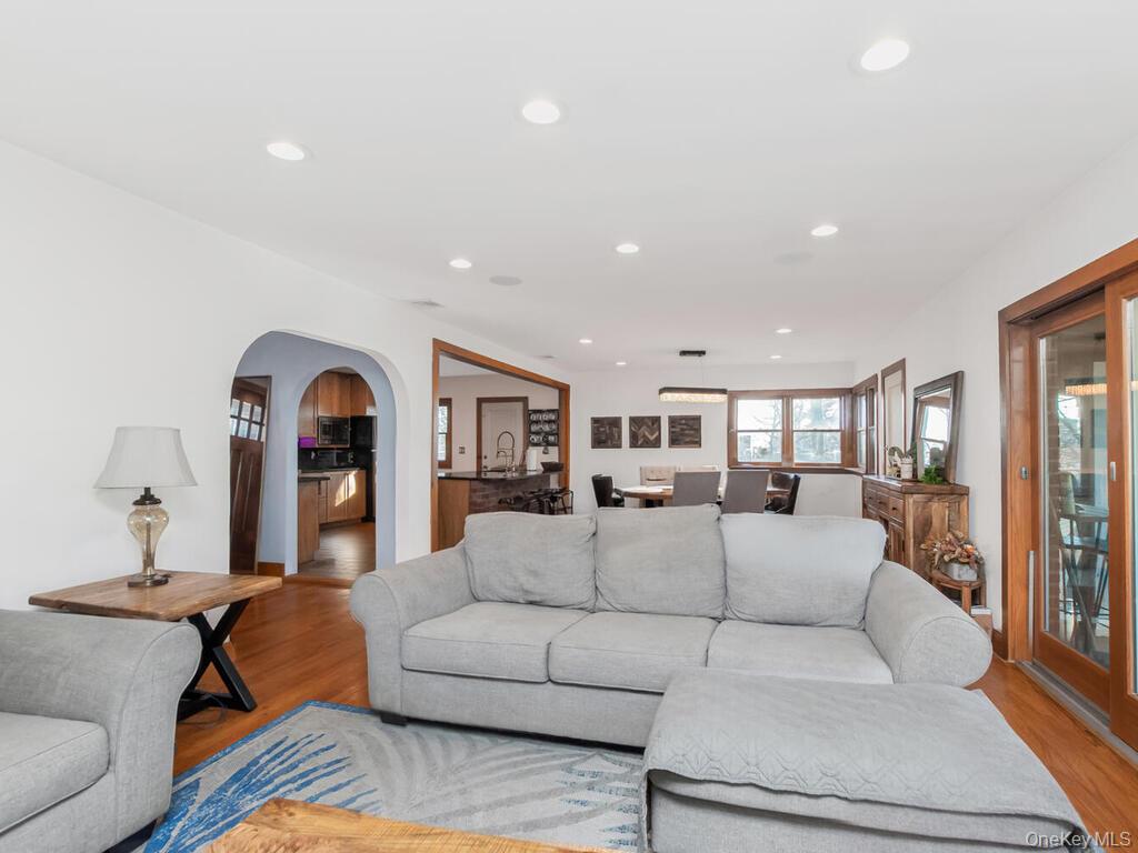 #7 photo, 111 Alta Avenue, Yonkers , NY 10705