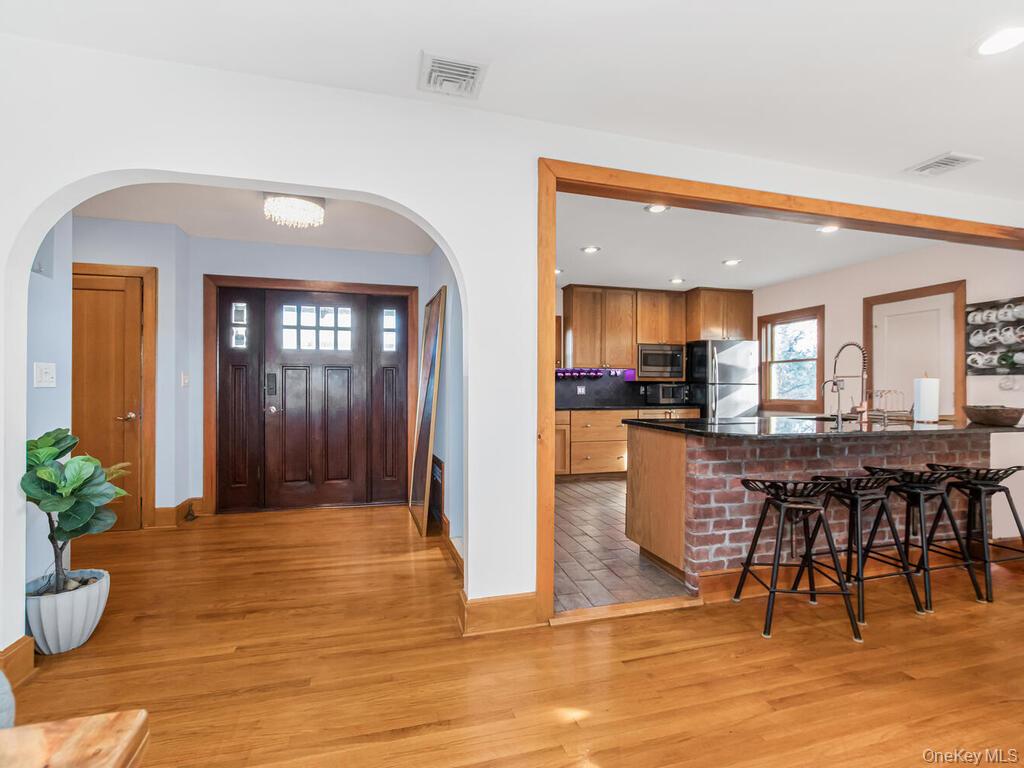 #8 photo, 111 Alta Avenue, Yonkers , NY 10705