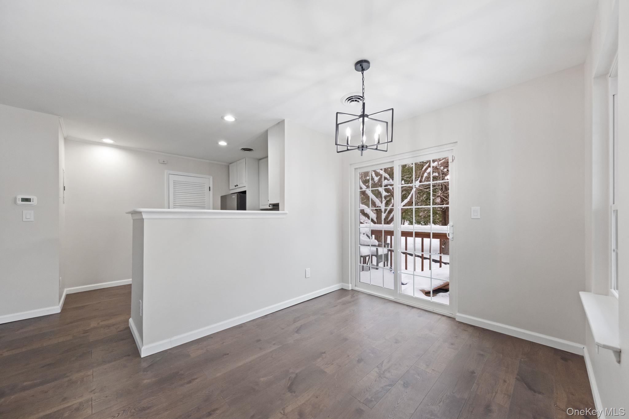 #4 photo, 1004 Cypress Court, Highland Mills , NY 10930