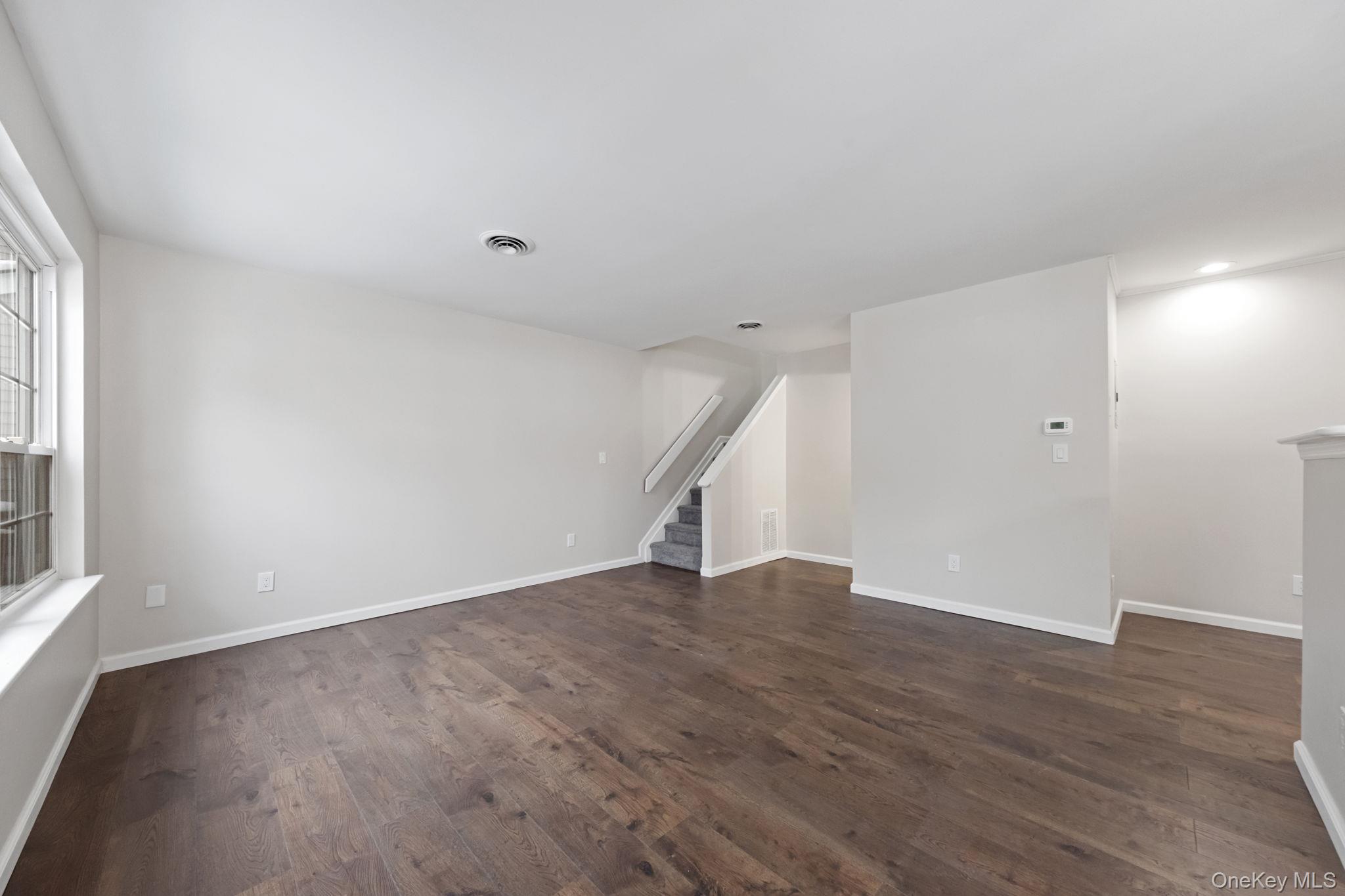 #8 photo, 1004 Cypress Court, Highland Mills , NY 10930