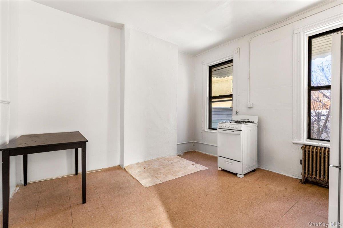 #12 photo, 877 Hornaday Place, برونكس Bronx , NY 10460