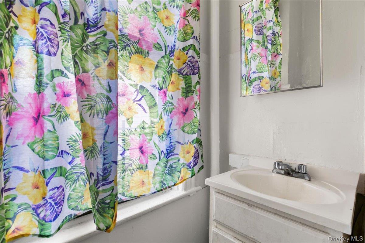 #16 photo, 877 Hornaday Place, برونكس Bronx , NY 10460