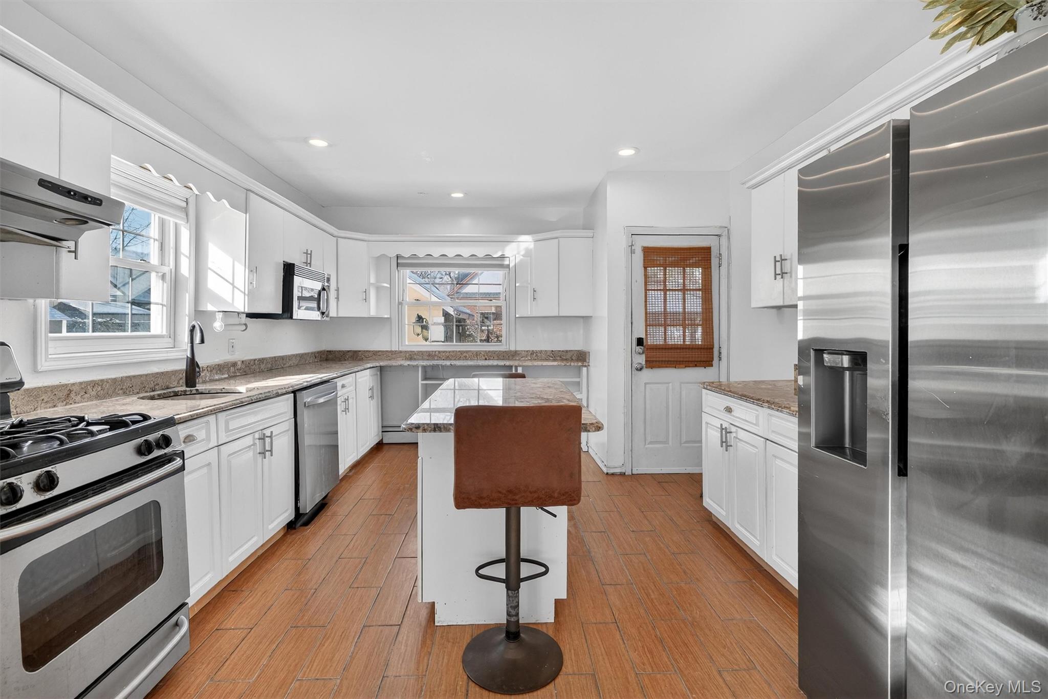 #11 photo, 138-16 230th Street, Куинс ‖ Laurelton , NY 11413