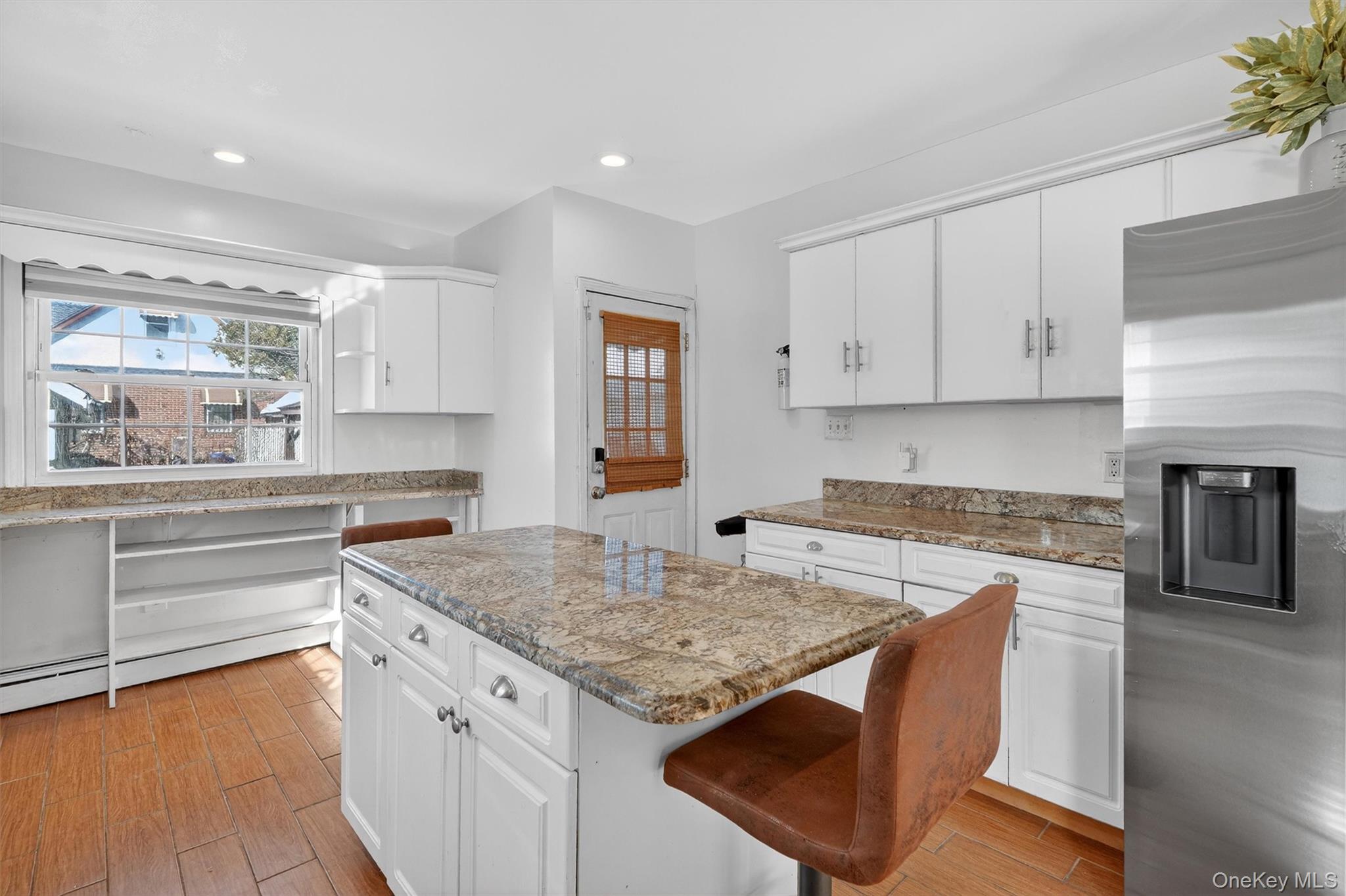 #13 photo, 138-16 230th Street, Куинс ‖ Laurelton , NY 11413