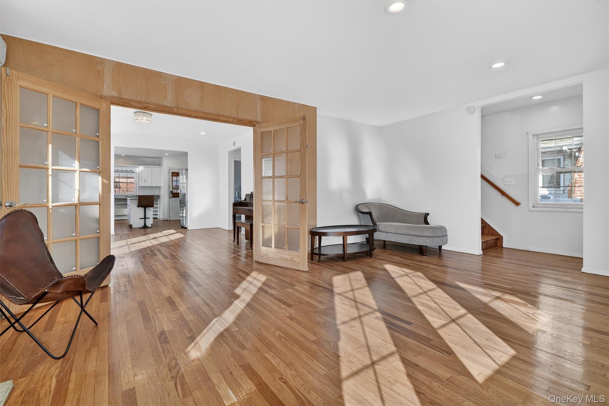 #5 photo, 138-16 230th Street, Куинс ‖ Laurelton , NY 11413